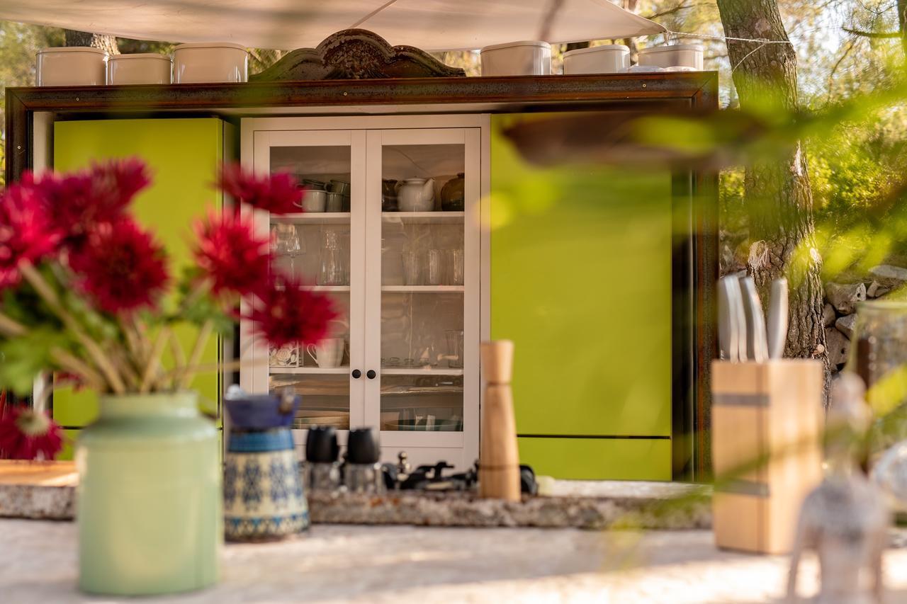 Plage Cachee - Glamping Vrboska Exterior foto